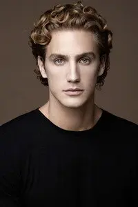 Eugenio Siller