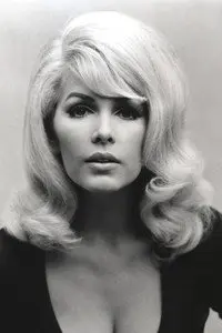 Stella Stevens
